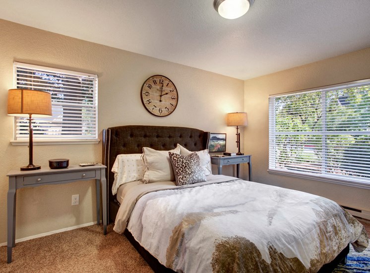Model Bedroom| Apartments In Mukilteo WA | On The Green
